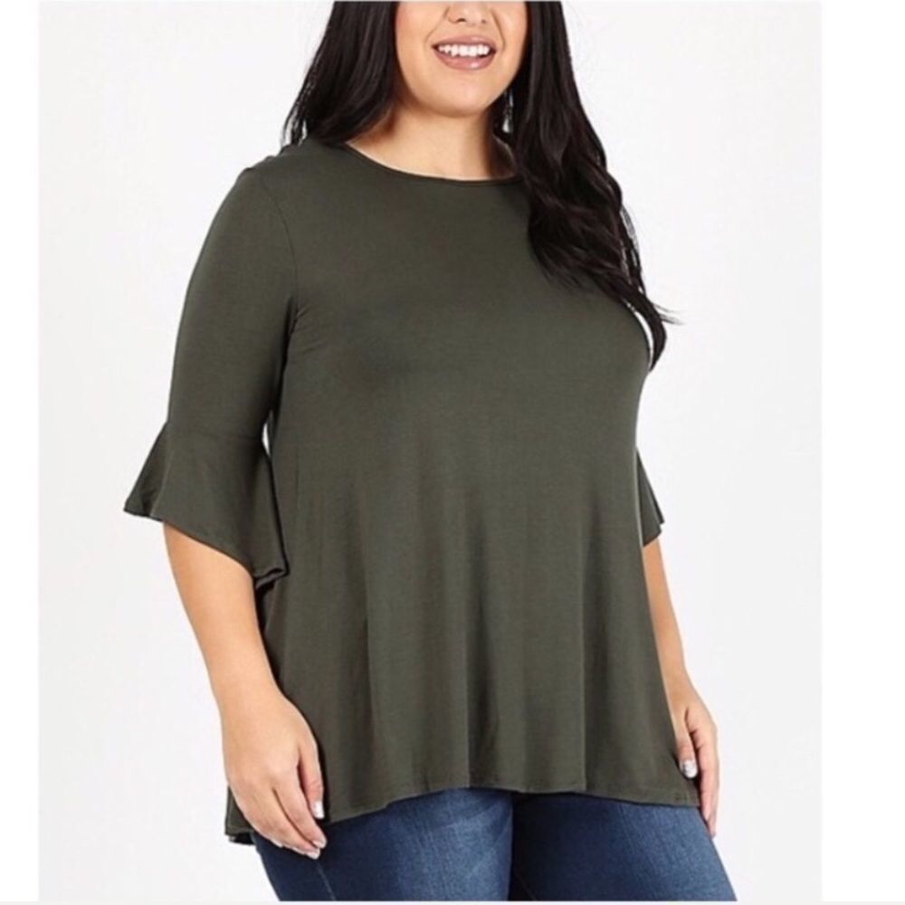 Women’s Olive Green Elbow Length Bell Sleeve Loose Fitting Plus SizeTop Sz 1X